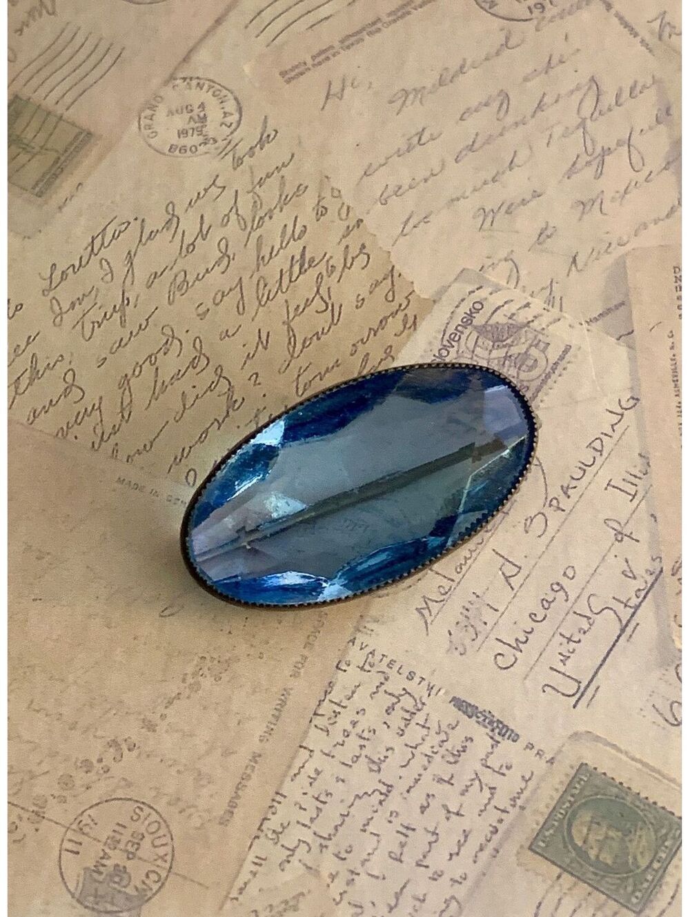 1930s Vintage Art Deco Blue Glass Oval Solitaire Brooch Pin